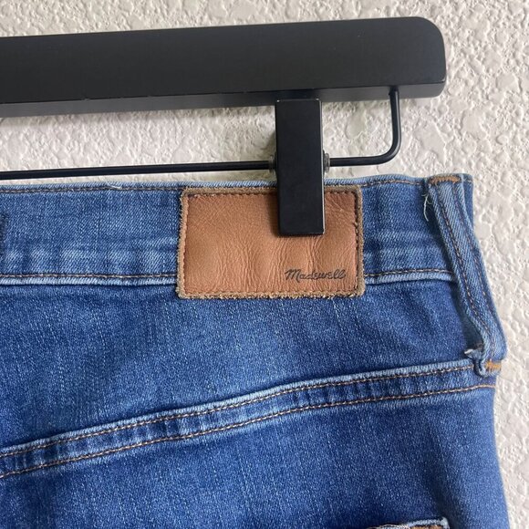 Madewell 10" High-Rise Button Fly Skinny Jeans | Size 29 | Hannah Wash - Picture 7 of 13